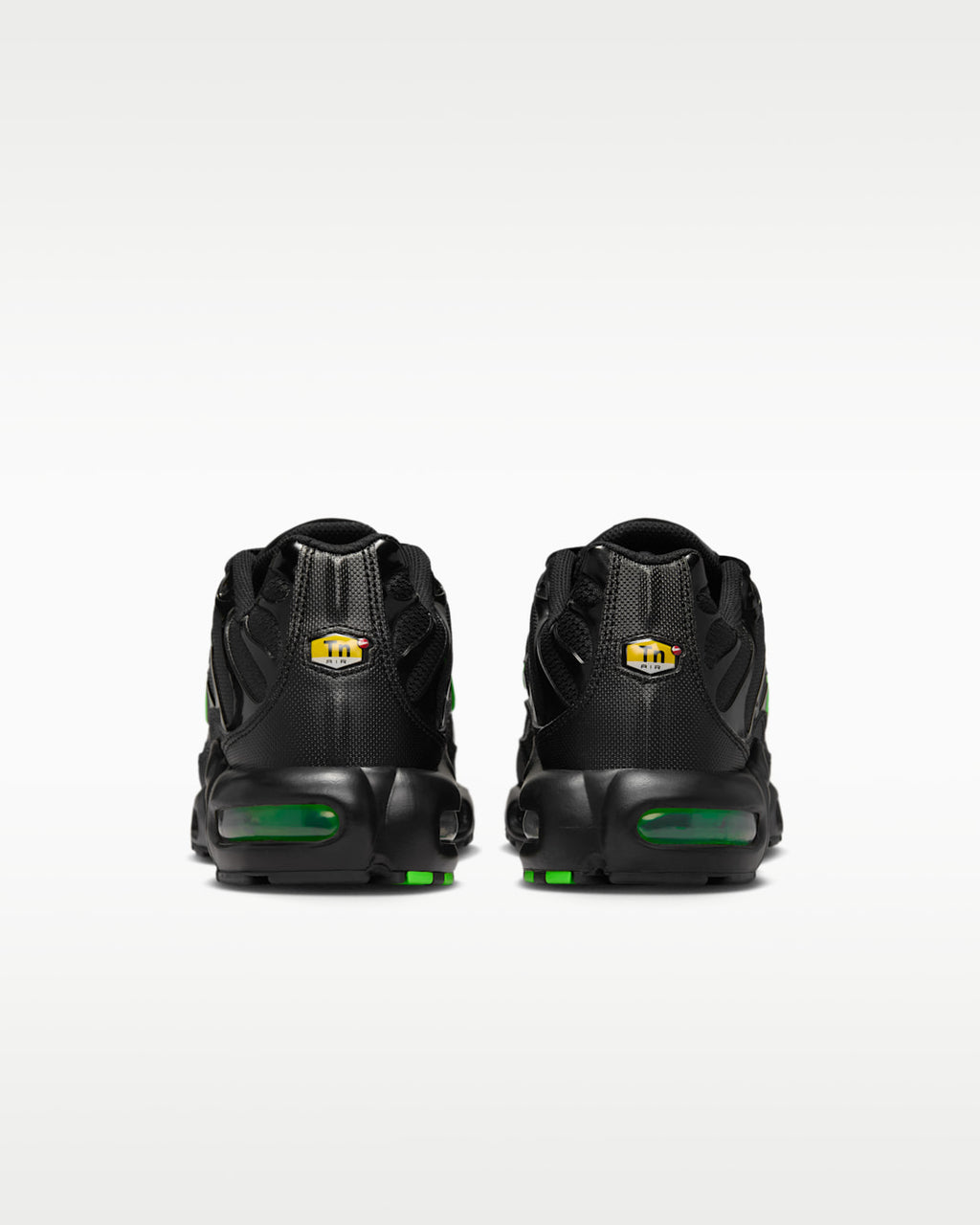 Nike Air Max Plus F22 Black Green Strike