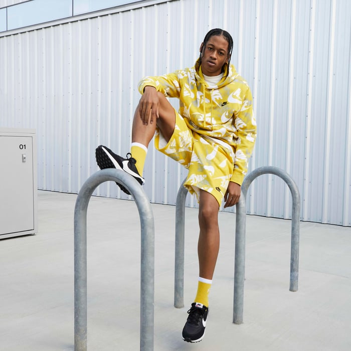 Nike Waffle Debut Black White Orange Clear