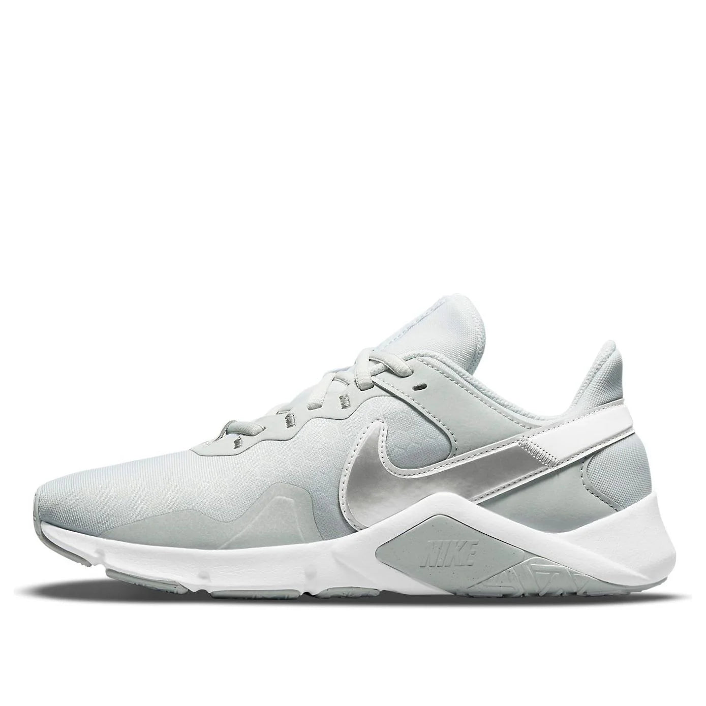 Nike Legend Essential 2 Photon Dust Metallic Silver