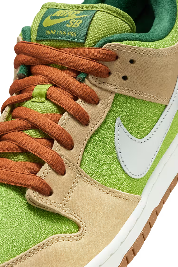 Nike SB Dunk Low Pro WC Sesame Metallic Silver Pear